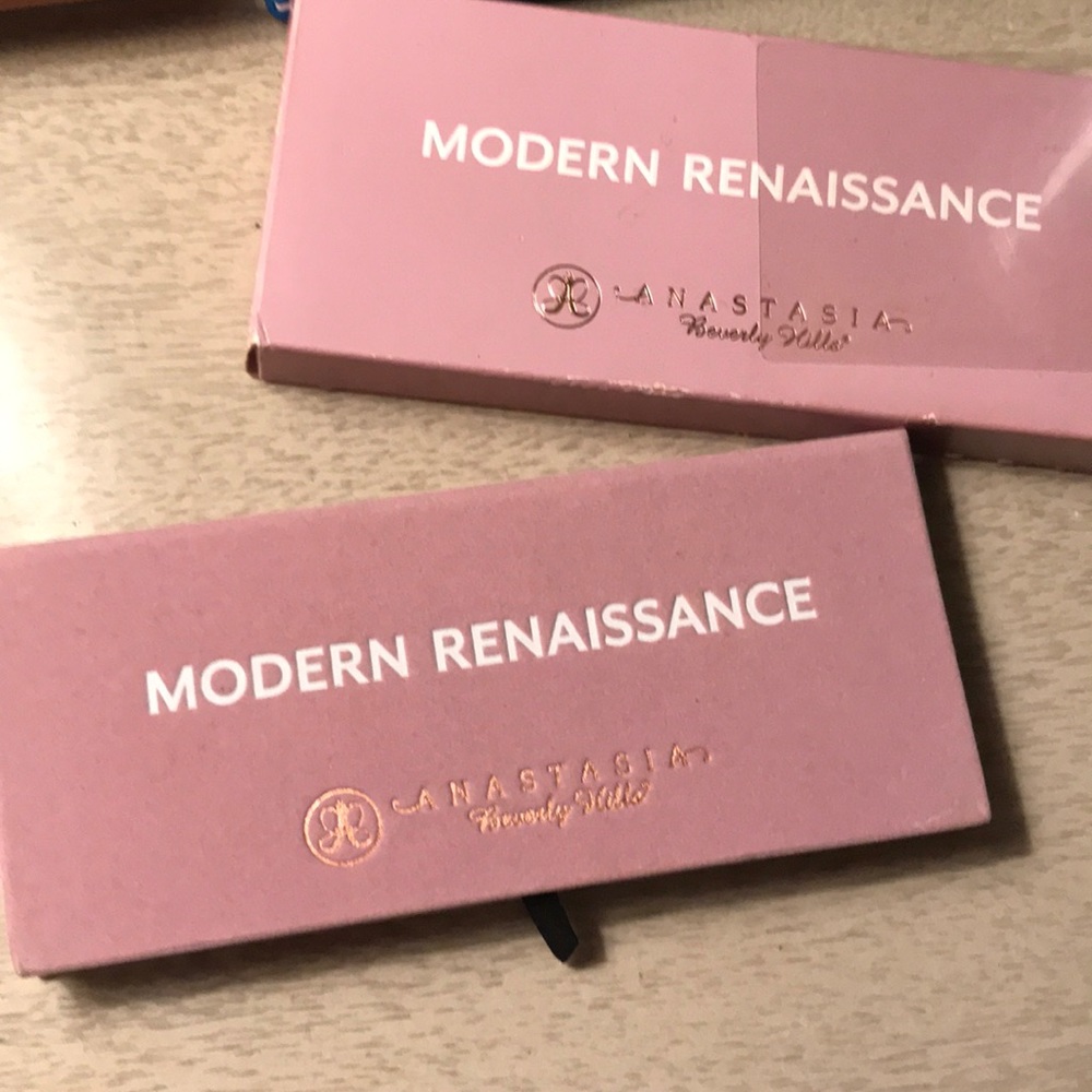 Anastasia Beverly Hill Modern Renaissance